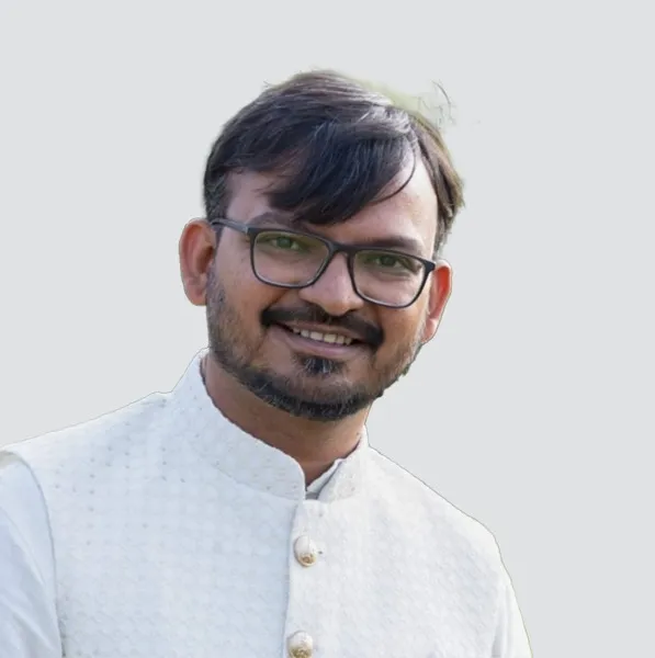Dr Parth Dalsania